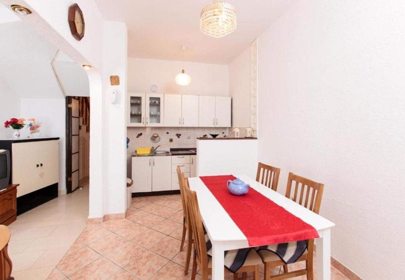 Apartment Knez 1 - 50 M From Beach ポドストラナ エクステリア 写真