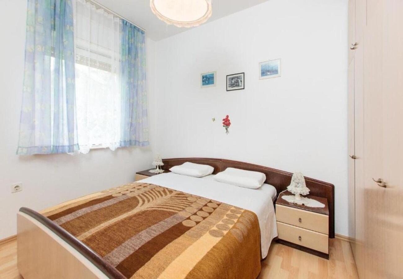 Apartment Knez 1 - 50 M From Beach ポドストラナ エクステリア 写真
