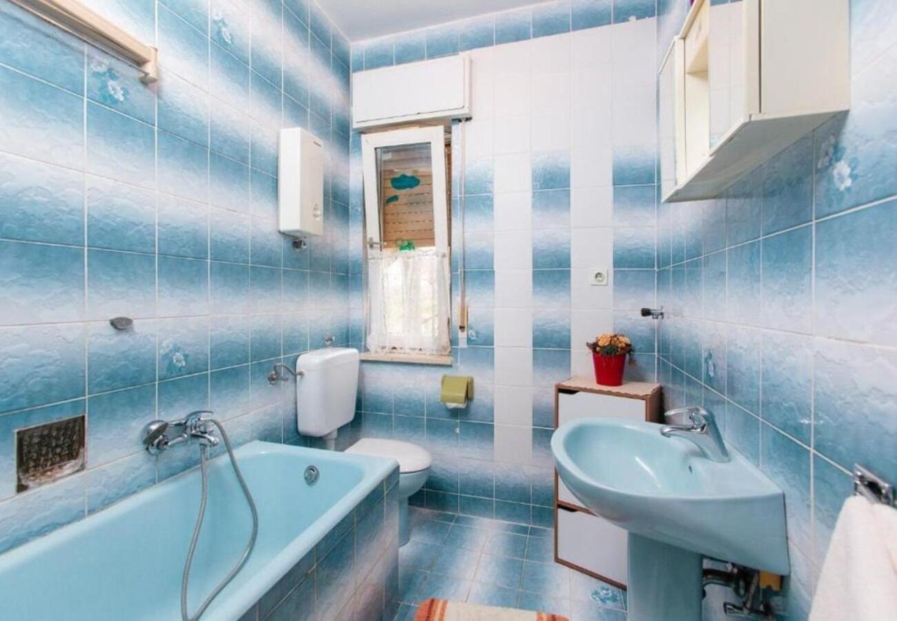 Apartment Knez 1 - 50 M From Beach ポドストラナ エクステリア 写真
